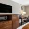 Comfort Inn & Suites North Little Rock JFK Blvd - 北小石城