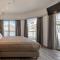Xenophon Hotel