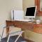 Travelodge by Wyndham Iowa City