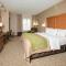 Comfort Inn & Suites West Chester - North Cincinnati