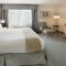 Holiday Inn Express Monterey - Cannery Row by IHG