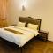 Royal Two Bed Room Luxury Apartment Gulberg - Lahore