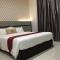 B&L HOTEl