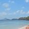 Corlette Waterfront 2 Waterfront Luxury WI FI Aircon Boat Parking