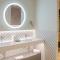 Suites Plaza Hotel & Wellness