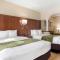 Comfort Suites Woodstock - Вудсток