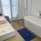 17 Marine - 3Bedroom Sea-Facing Apt101