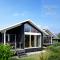 Schwarzes Holzferienhaus mit Sauna in Zierow -- SONNENECK -- 500m zum Ostsee-Strand, 4 - 6 Personen