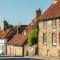 Stunning Georgian Flat in The Heart of Midhurst Old Town - ميد هيرست