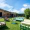 Magnificent Holiday Home in Amandola with 2 Private Pools