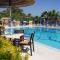 PARADISE APARTMENTS & SUITES