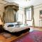 Charming large palazzo in center Venice for up to 9 people