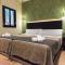 DAOS Suites & Terrace Marbella