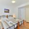 Privlaka Holiday House