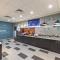 Holiday Inn Express & Suites Purcell by IHG