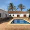 Chalet con piscina privada de 4 dormitorios Las Herrerias -cerca de Vera Playa-