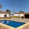 Chalet con piscina privada de 4 dormitorios Las Herrerias -cerca de Vera Playa-