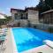 Karvouno Villas