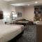 La Quinta Inn & Suites by Wyndham - Red Oak TX IH-35E - Red Oak