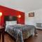 Econo Lodge Lee - Great Barrington - Ли