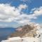 Doukas Caldera Suites