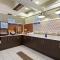 Holiday Inn Express Hotel & Suites Mount Pleasant - Charleston by IHG