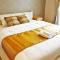 Ostay Vermillion Namba