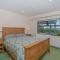Tairua Harbour Views - Tairua Holiday Home