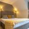 The Dog & Bear Hotel - Lenham