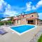 Villa Bartona for 8 persons with private Swimmingpool - Pula