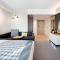 Holiday Inn London Heathrow - Bath Road by IHG