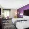 La Quinta by Wyndham Houston - Magnolia