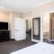 La Quinta by Wyndham Houston - Magnolia