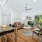 Mobys Beach house 11