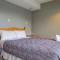 Lakefront Apartments,18 LAKE ESPLANADE ROAD - 皇后镇