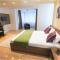 6 Apartments