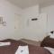 Superb central location, no car needed - Spacious
