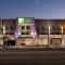Holiday Inn Express & Suites Chatsworth by IHG