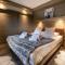 Mammoth Lodge by Alpine Resorts