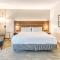 Holiday Inn Express & Suites - Rantoul by IHG
