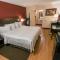 Red Roof Inn PLUS+ St. Louis - Forest Park / Hampton Ave. - St. Louis