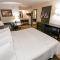 Red Roof Inn PLUS+ St. Louis - Forest Park / Hampton Ave. - St. Louis