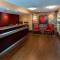 Red Roof Inn PLUS+ Philadelphia Airport - Essington