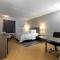 Red Roof Inn PLUS Boston - Mansfield - Foxboro