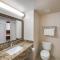 Red Roof Inn & Suites Austin East - Manor