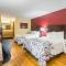 Red Roof Inn Clarksville