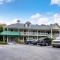 HomeTowne Studios by Red Roof Atlanta – Lawrenceville