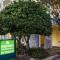 HomeTowne Studios Houston - West Oaks - Energy Corridor