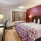 Red Roof Inn Cincinnati East - Beechmont
