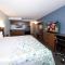 HomeTowne Studios by Red Roof Wilmington - New Castle - 纽卡斯尔